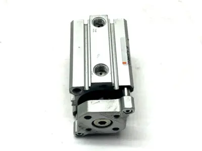 Used SMC CDQMA32TN-30 Pneumatic Cylinders Michigan US | Maverick Industrial Sales #1390622