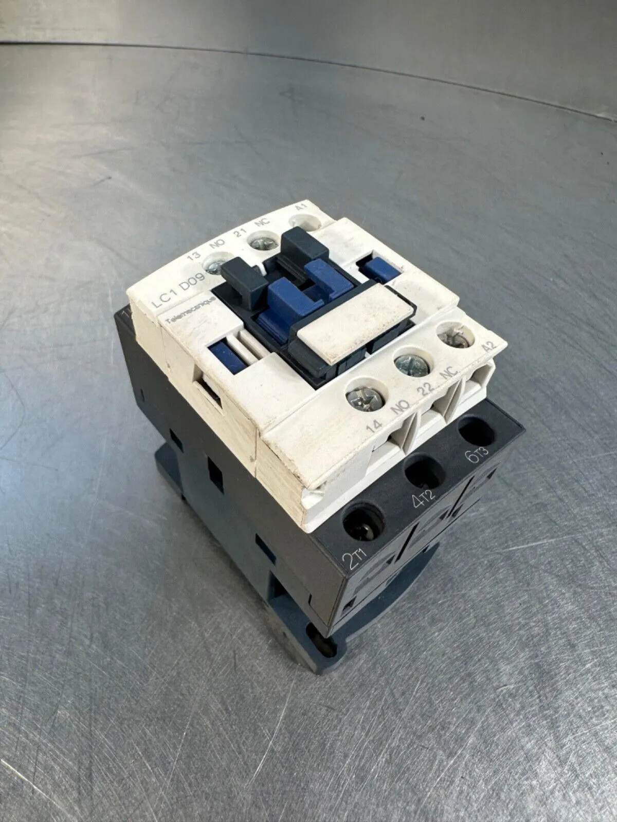 Telemecanique Contactor LC1-D09 Jis-C8201-4-1 (4D-39)