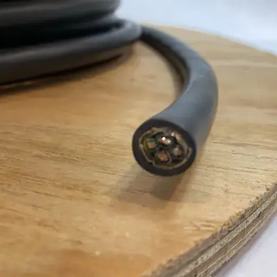 USED LAPP 81 FEET - OLFLEX VFD SLIM 4G2.5 14/4C 81-FT 4C 14 AWG BLACK