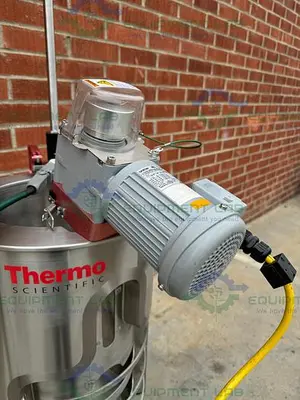USED THERMO HYPERFORMA STAINLESS STEEL WATER JACKETED SINGLE USE 50L 5:1 BIOREACTOR