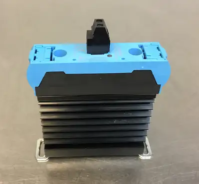 Celduc SUL942460 Solid Power Contactor In:3-32VDC Out:12-280VAC 25A 3E-21