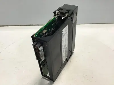 USED ALLEN BRADLEY 1756-IV32 SER A