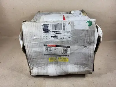 NEW FORD 3C3Z-1104-A