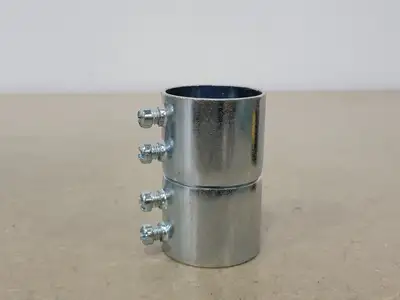 1-1/4" in Double Set Screw EMT Coupling (Bag of 16)