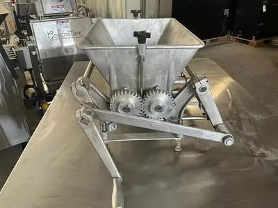 USED RHODES KOOK-E-KING