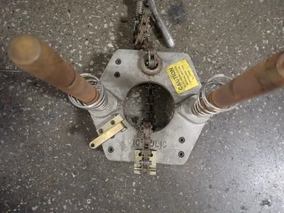 Used VICTAULIC VHCT1 Clamps | HGR 24 #732156