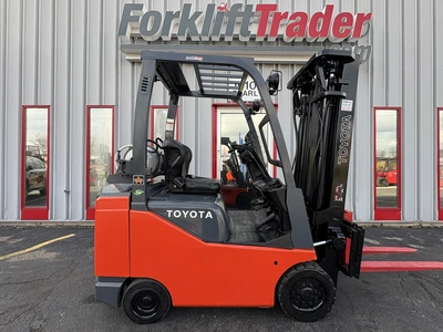 USED 2011 TOYOTA 8FGCSU20