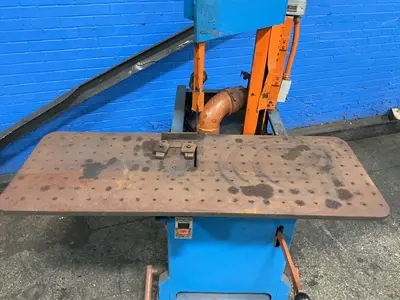Used _UNKNOWN_ _UNKNOWN_ Vertical Band Saws Ohio US | HGR 24 #1406059
