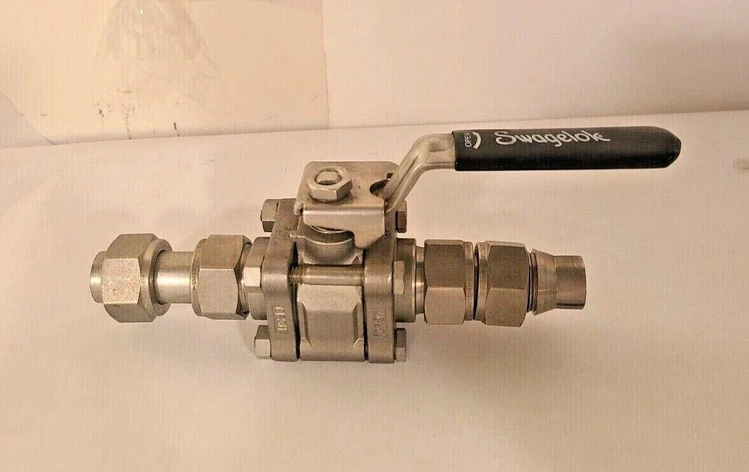 Used Swagelok Does Not Apply Valves/Fittings California US | Amiron Machinery #1495063