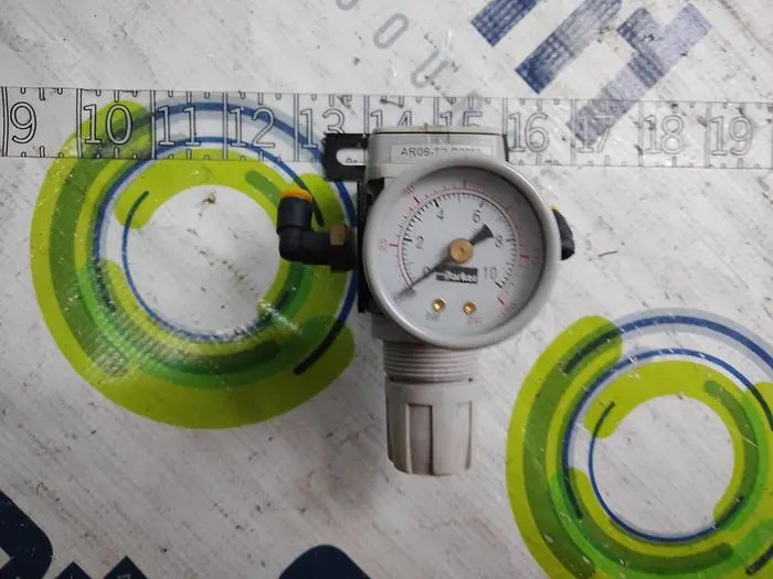Used PARKER AR08-T2-DOMO Air Pressure Regulators Florida US | SMT Resource #495352