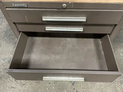 Used KENNEDY _UNKNOWN_ Cabinets Ohio US | HGR 24 #1343714