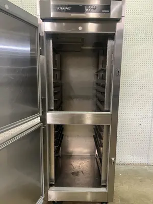 Used Victory Used Victory Ultraspec FS-1D-S1-HC Reach In Solid 2 Half Door Freezer 115V Freezers Illinois US | Falcon Restaurant Supply #1375039