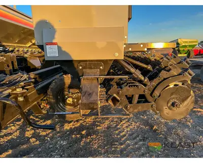 Used CRUSTBUSTER _UNKNOWN_ No-Till Drills Iowa US | Keast Enterprises #1360181