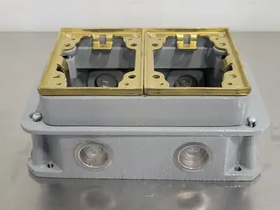 NEW HUBBELL 6269