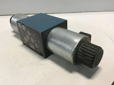 USED BOSCH 0 810 001 700