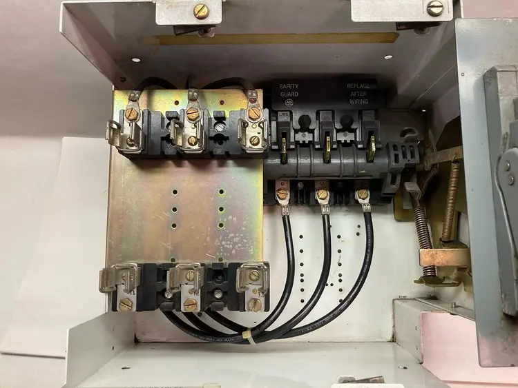 Used ALLEN-BRADLEY 2192F Miscellaneous Equipment (Electrical & Power) | Surplus Asset Holdings #1192901