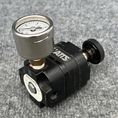 Used Watts R210-01A Air Pressure Regulators California US | Davliegogo LLC #1706417