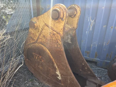 Used CP 330D-Dig Bucket Multipurpose Buckets Maryland US | Zadoon Equipment #1480878