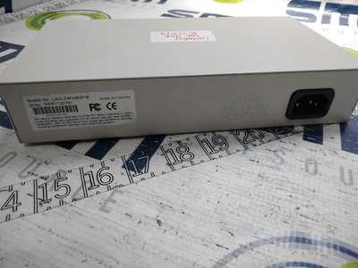 USED SANWA SUPPLY LAN-SWH8MPWR
