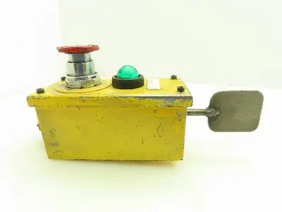 Pushbutton Control Station 6" H 2.5"W 3"D  With E-Stop And Limit Switch