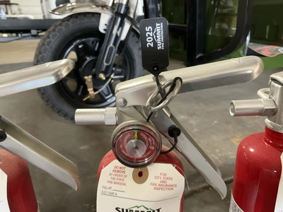 Used _UNKNOWN_ _UNKNOWN_ Fire Extinguishers Michigan US | Miedema Asset Management Group #1411033