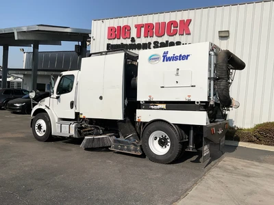 Used 2017 FREIGHTLINER M2 Street Sweeper California US | Big Truck & Equipment #1412307