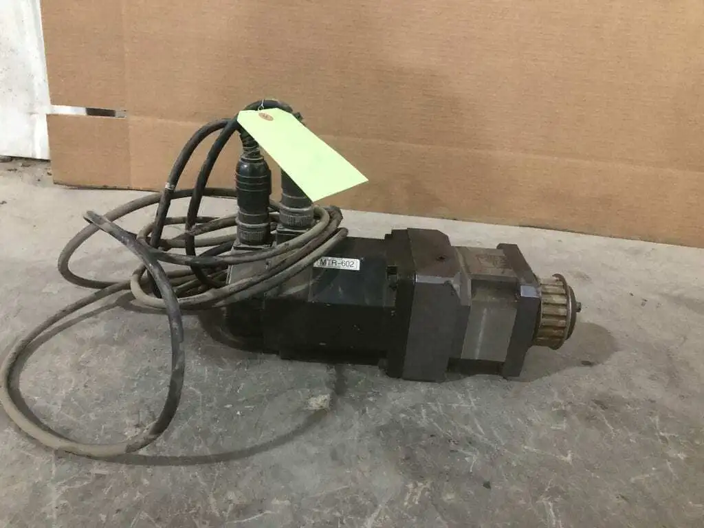 Allen-Bradley F-4030-Q-H00AA 1.4kW Servo Motor 4000RPM 3PH w/ PX115-010 10:1