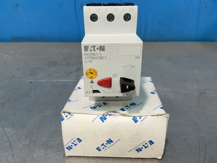 Used EATON PKZM011 Circuit Breakers Ohio US | HGR 24 #1357373