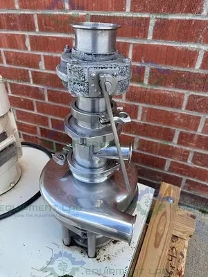 USED TRI-CLOVER TRI-BLENDER F3218MD-B40 STAINLESS STEEL MIXER 480V W/ 10 HP MOTOR