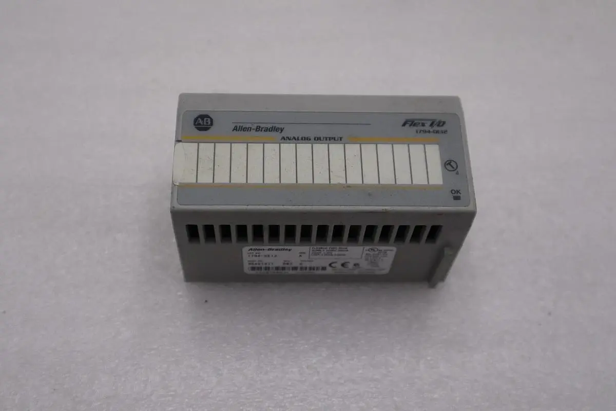 Allen Bradley 1794-0E12 SER A FLEX I/O ANALOG OUTPUT MODULE STOCK H132A