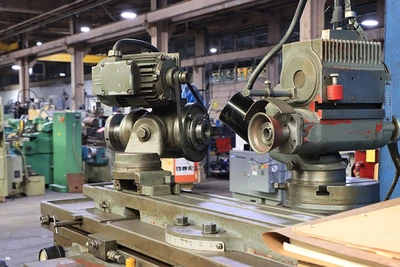 Used 1975 Cincinnati-Milacron No. 2, MT, Power Workhead, Tilt Wheelhead, Tool & Cutter Grinders New Jersey US | Machinery Values #1266784