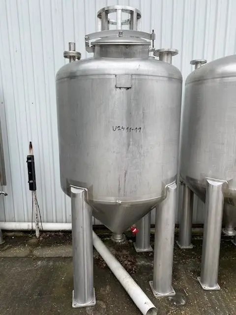 Used 2012 AUSTENIT SZTAJERWALD 1200 Liters Stainless Steel Tanks PL | Perry Equipment #121714