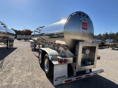Used 2017 WALKER MILK TANKER TRAILER Liquid Supply Trailers Michigan US | Miedema Asset Management Group #1709518