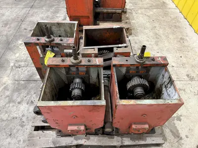 DAHLSTOM MODEL 500 ROLLFORMER HEADS / GEAR BOXES, FOR 2.5" SPINDLES: STOCK #23425