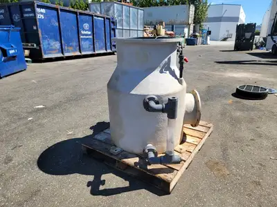Fiber Glass Tank w/ Fittings