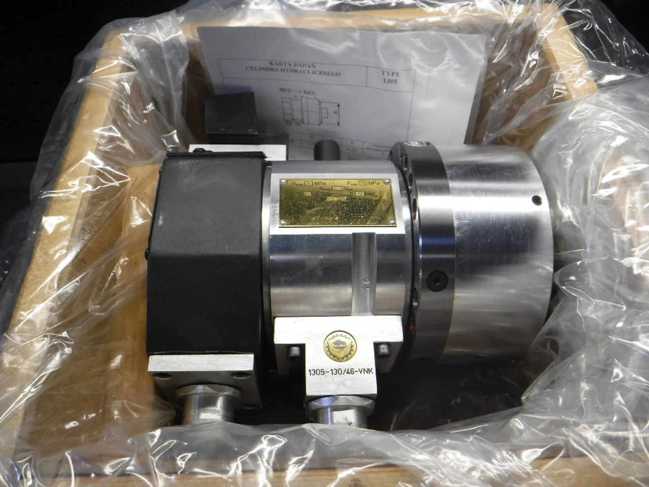 Bison Hydraulic Cylinder With 46mm Thru-Hole For 5" 6" & 8" Power Chuck (LOC2443B)
