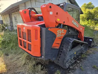 USED 2020 KUBOTA SVL95-2S