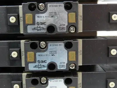SMC VFS2300-5FZ Pneumatic 8-Station Solenoid Manifold w/6 Valves 24VDC VFS2000