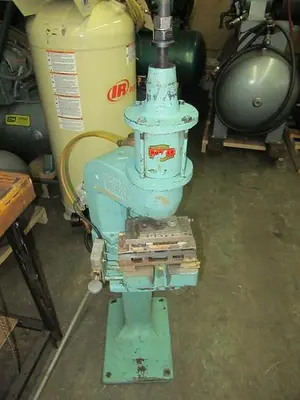 2245-220 Hugold Pneumatic Air Press on Stand