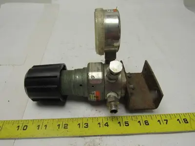 Concoa  4225301-01-580 Adjustable Pressure Regulator 0-1000PSI