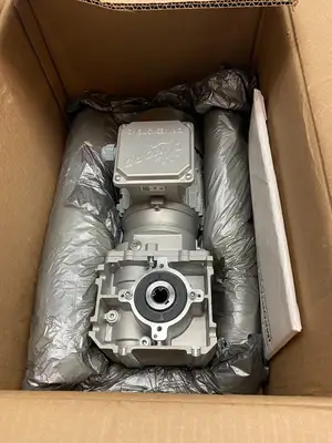 USED DORNER DIRECT MOUNT MOTOR FIXED SPEED, RIGHT HAND