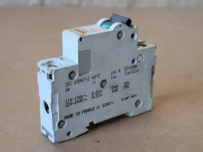 USED MERLIN GERIN 60664