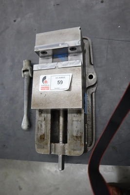 Used KURT WORKHOLDING SOLUTIONS D-675 Vises Minnesota US | Machinesused.com #1505684