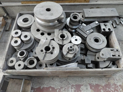 CHIAO SHENG CNC Pipe Bender, in very good used condition, more spec on images