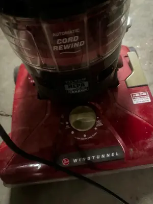 Used _UNKNOWN_ _UNKNOWN_ Vacuum Cleaners Ohio US | Myron Bowling Auctioneers Inc #1507948