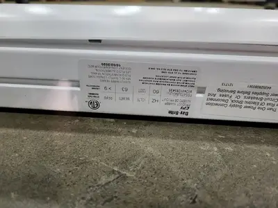 NEW DAY-BRITE FSS470L840-UNV