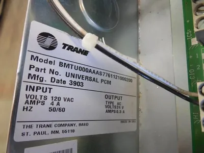 Trane BMTU000AAAS7761121000200 Universal PCM Programmable Control Module Used