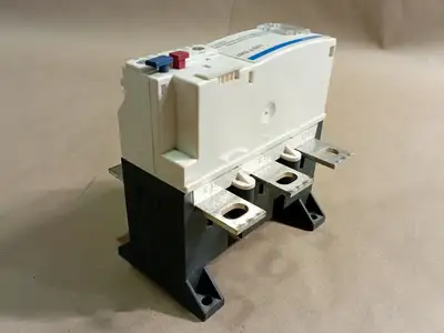 NEW SCHNEIDER ELECTRIC LR9F5367