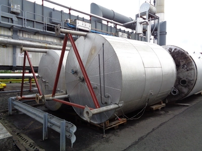 15,000L S/S JKTD  Vertical Enclosed Storage Tanks