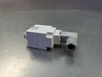 SMC VQ21A1-5YH-C6-L Valve, 0.01~0.6MPa. 6D-2